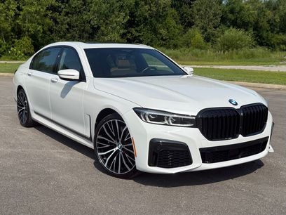Used 2022 BMW 750i xDrive w/ Luxury Rear Seating Package