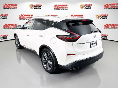 Used 2020 Nissan Murano Platinum w/ Cargo Package image 2