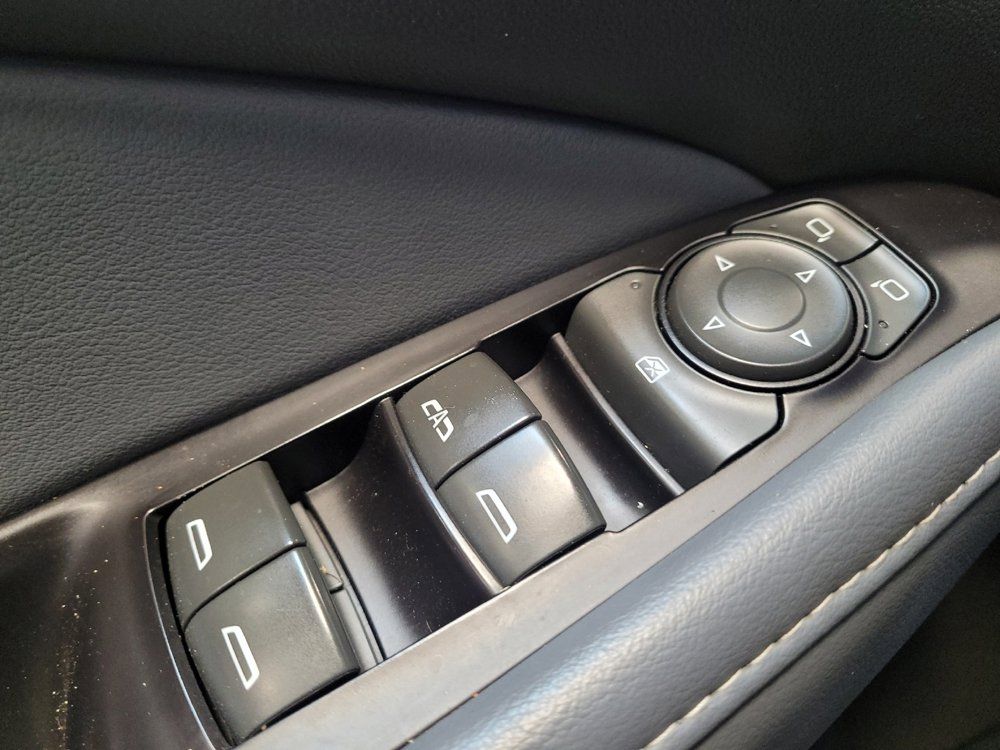Used 2019 Buick Enclave Essence FWD image 27