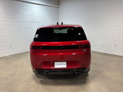 Used 2023 Land Rover Range Rover Sport SE Dynamic image 8