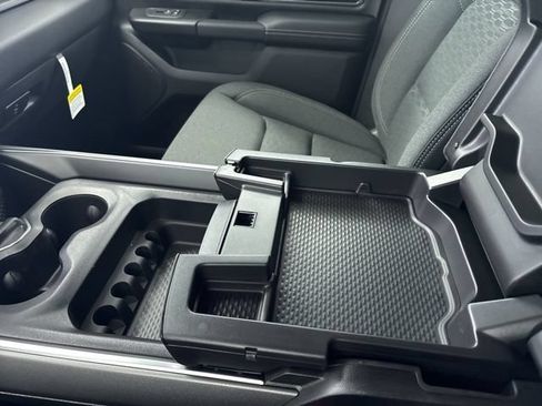 New 2026 RAM 1500 Big Horn AWD/4WD image 36