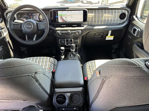 New 2026 Jeep Gladiator Sport AWD/4WD image 22
