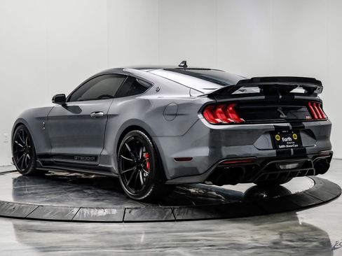 Used 2021 Ford Mustang Shelby GT500 w/ Technology Package image 12