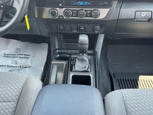Certified 2023 Toyota Tacoma SR AWD/4WD image 15