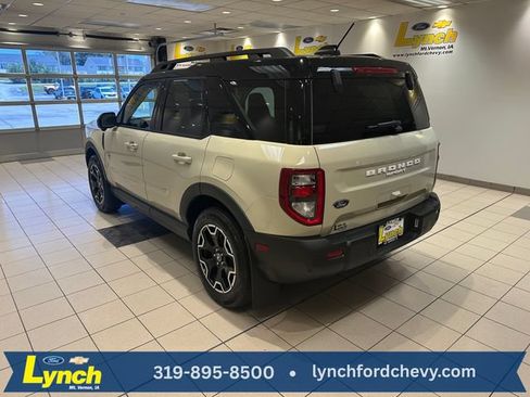 Used 2025 Ford Bronco Sport Outer Banks w/ Outer Banks Tech Package+ AWD/4WD image 25