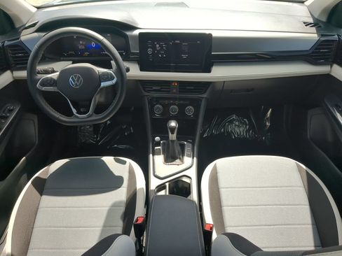 Certified 2025 Volkswagen Taos S FWD image 11
