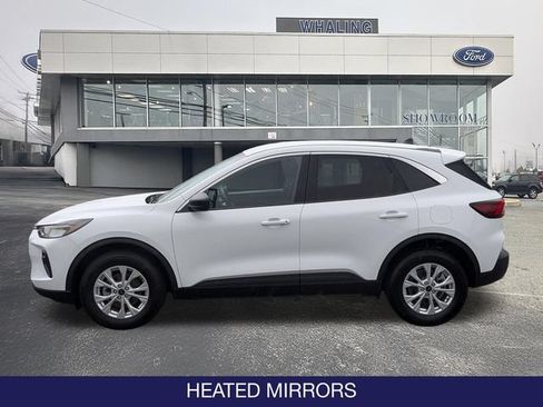 Certified 2023 Ford Escape Active AWD/4WD image 5