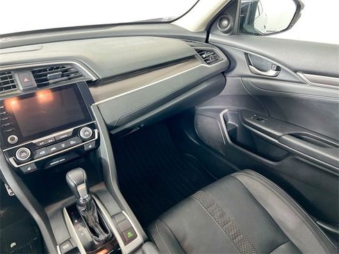 Used 2020 Honda Civic Touring image 25