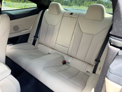 Used 2023 BMW 430i Coupe w/ Convenience Package RWD image 21