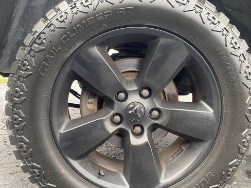 Used 2014 RAM 1500 Express AWD/4WD image 7