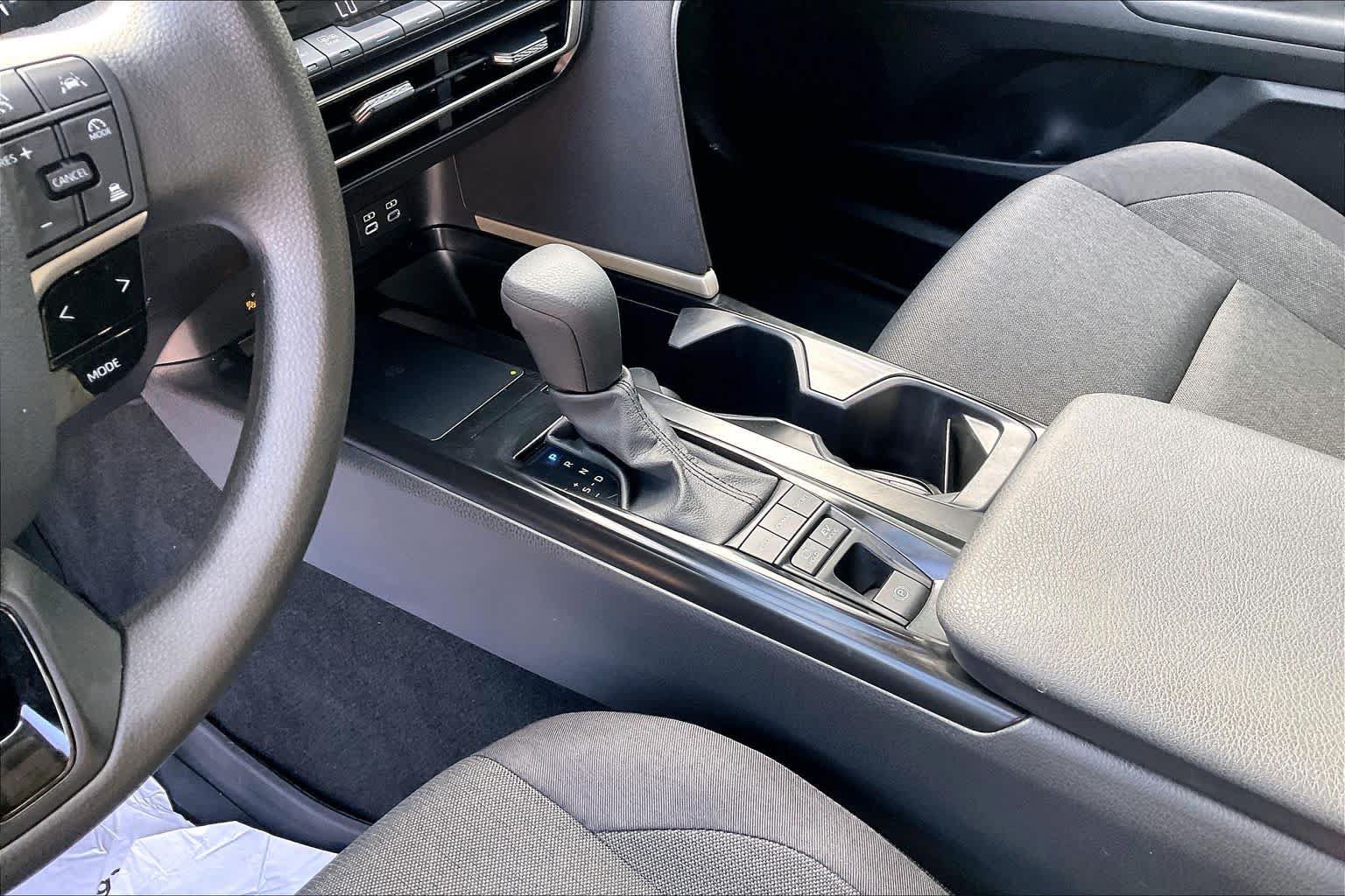 Used 2026 Toyota Camry LE w/ Convenience Package FWD image 16