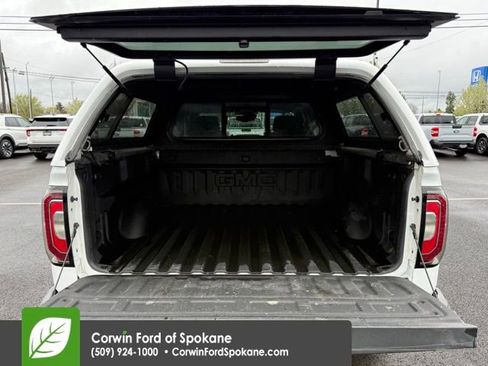 Used 2017 GMC Sierra 1500 SLT image 17