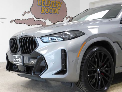 Used 2025 BMW X6 xDrive40i AWD/4WD image 15