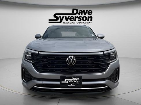 Certified 2025 Volkswagen Atlas Cross Sport SEL Premium R-Line image 6