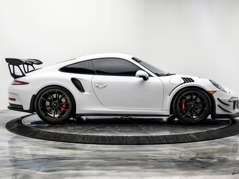 Used 2016 Porsche 911 GT3 RS image 27