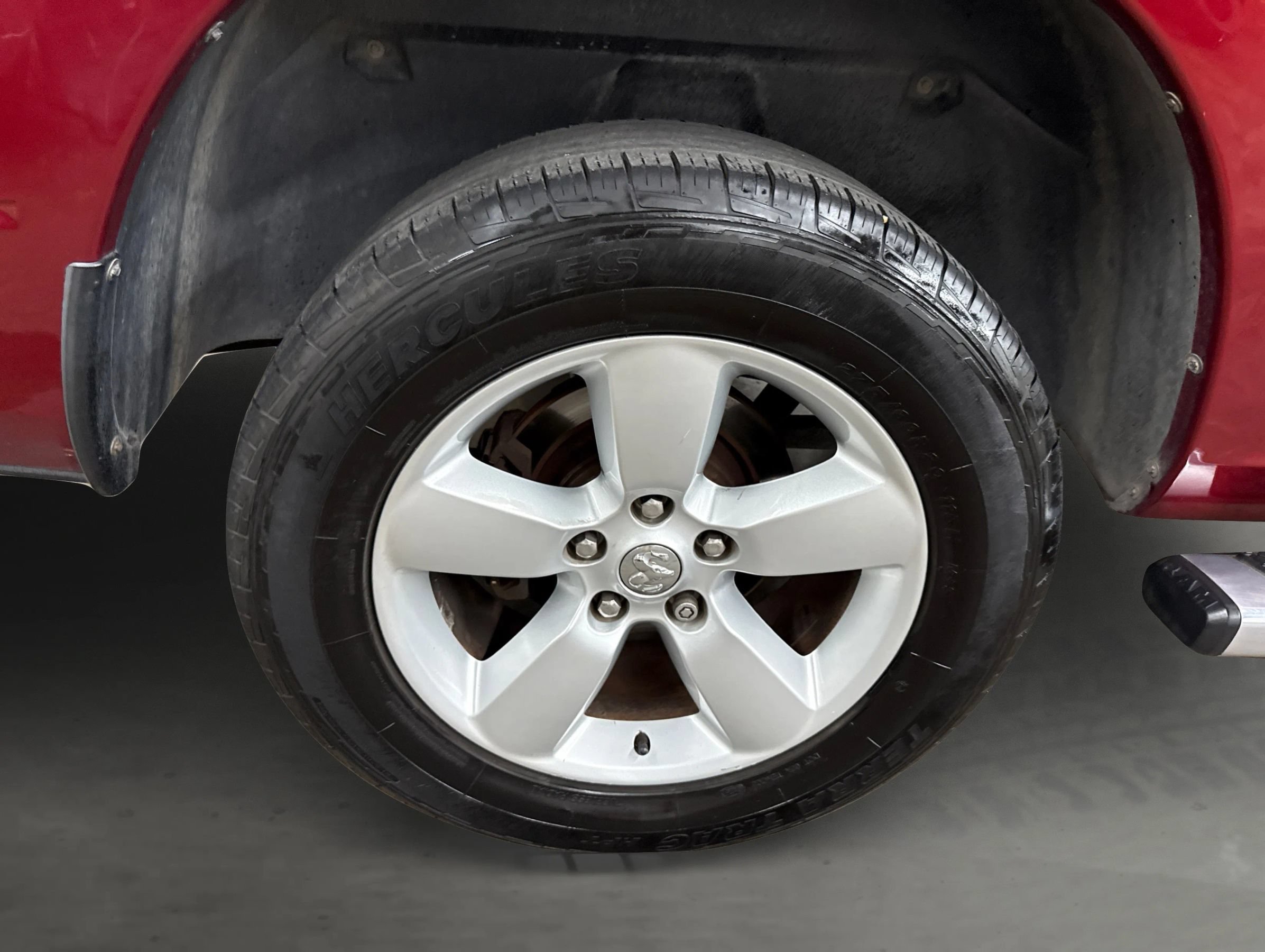 Used 2014 RAM 1500 Express AWD/4WD image 35