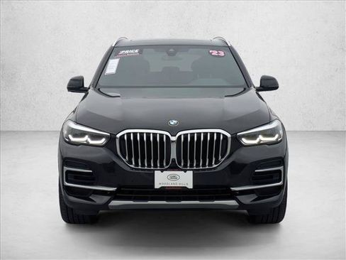 Used 2023 BMW X5 xDrive40i w/ Parking Assistance Package AWD/4WD image 2