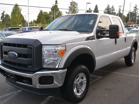 Used 2013 Ford F250 XL w/ PWR Equipment Group image 3