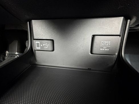 Used 2018 Honda Civic Touring image 28