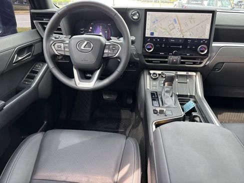 Used 2024 Lexus GX 550 w/ Accessory Package (Z1) AWD/4WD image 20