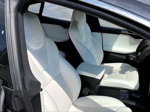 Used 2019 Tesla Model S Performance AWD/4WD image 27