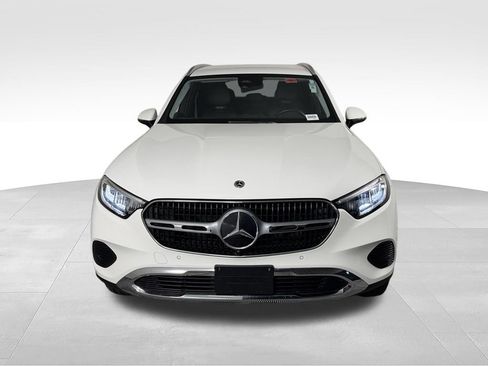 Used 2024 Mercedes-Benz GLC 300 image 4