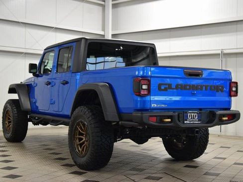 Used 2024 Jeep Gladiator Rubicon w/ Convenience Group image 5