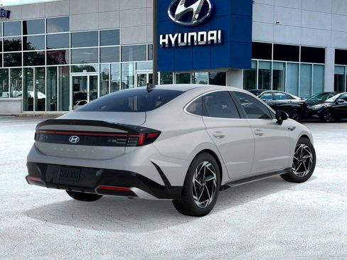 New 2026 Hyundai Sonata SEL FWD image 4