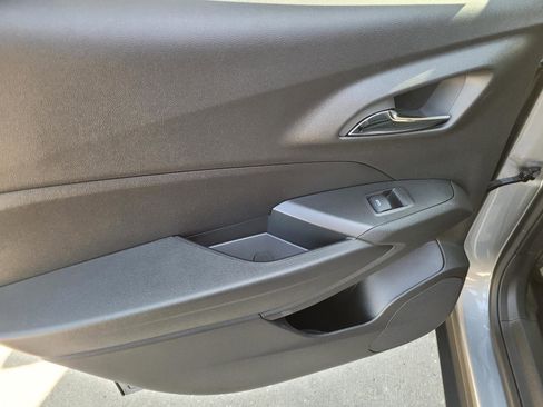 New 2026 Chevrolet Trax ACTIV w/ Driver Confidence Package FWD image 8