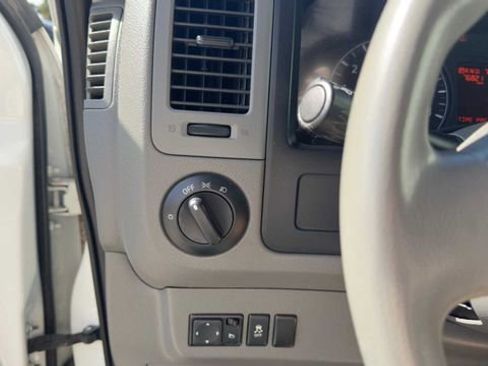 Used 2021 Nissan NV 2500 S image 16