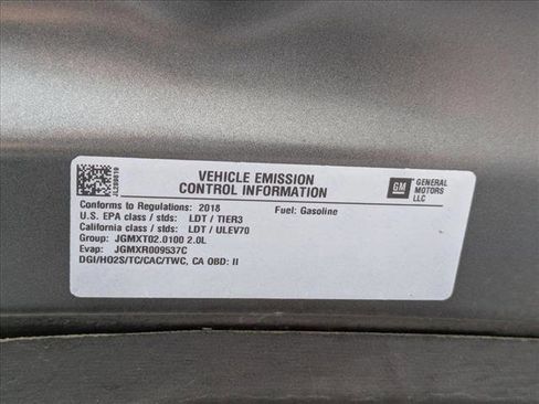 Used 2018 Chevrolet Equinox LT FWD image 25