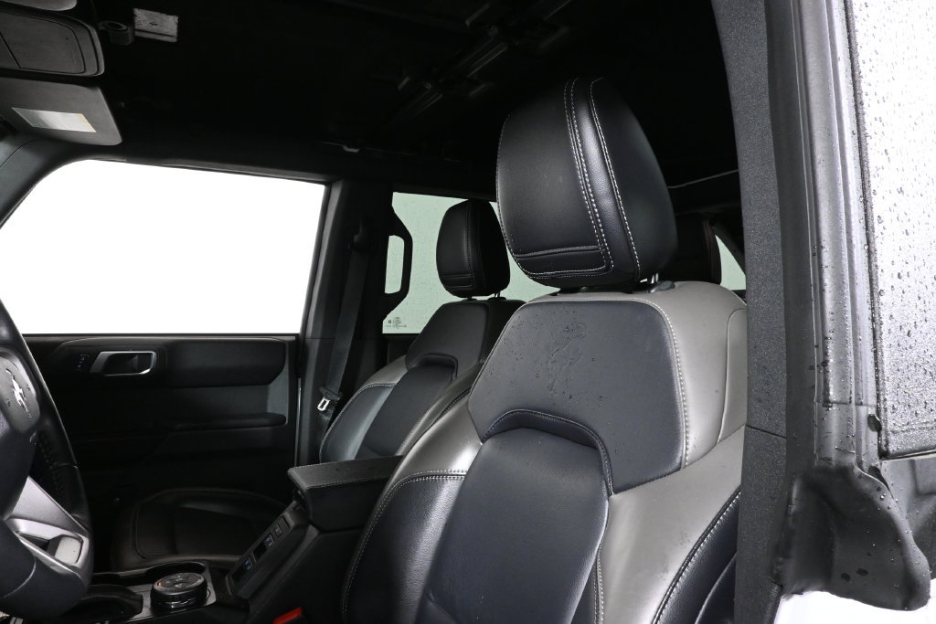 Used 2025 Ford Bronco Outer Banks AWD/4WD image 5