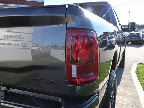 Used 2025 RAM 2500 Laramie w/ Night Edition image 41