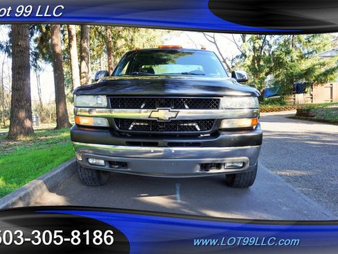 Used 2002 Chevrolet Silverado 2500 LS w/ Electrical Convenience Pkg AWD/4WD image 6