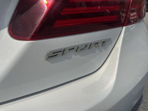 Used 2016 Honda Accord Sport image 26