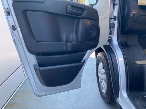 Used 2019 RAM ProMaster 3500 w/ Premium Appearance Group image 19