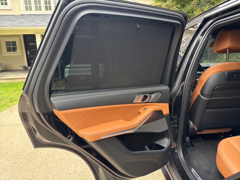 Used 2022 BMW X5 M50i w/ Executive Package AWD/4WD image 15