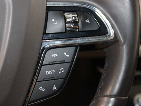 Used 2023 Lincoln Nautilus Reserve FWD image 38