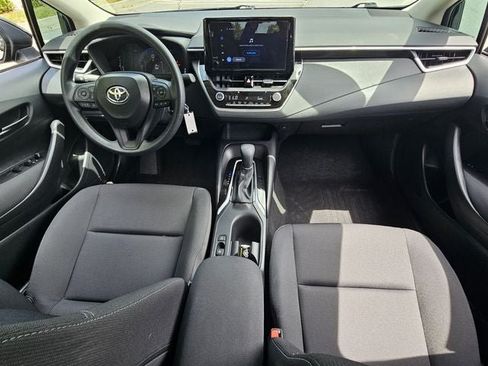 Used 2026 Toyota Corolla LE FWD image 15