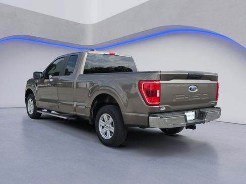 Used 2022 Ford F150 XLT RWD image 3