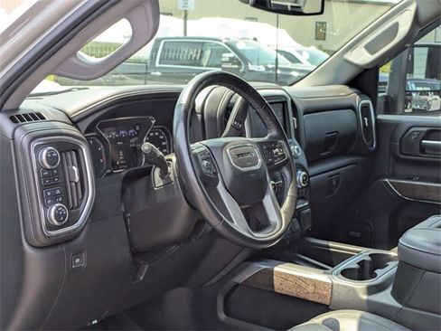 Used 2022 GMC Sierra 2500 Denali image 14