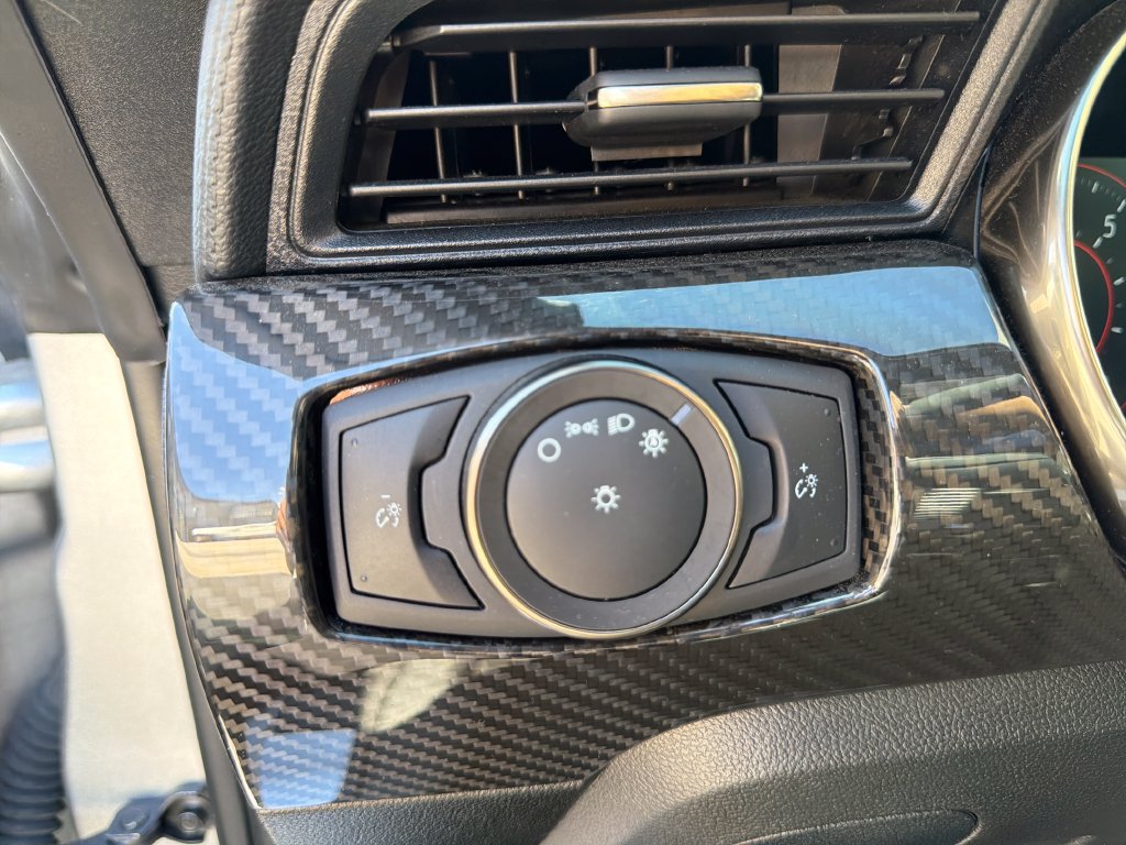 Used 2020 Ford Mustang Shelby GT500 w/ Technology Package RWD image 30
