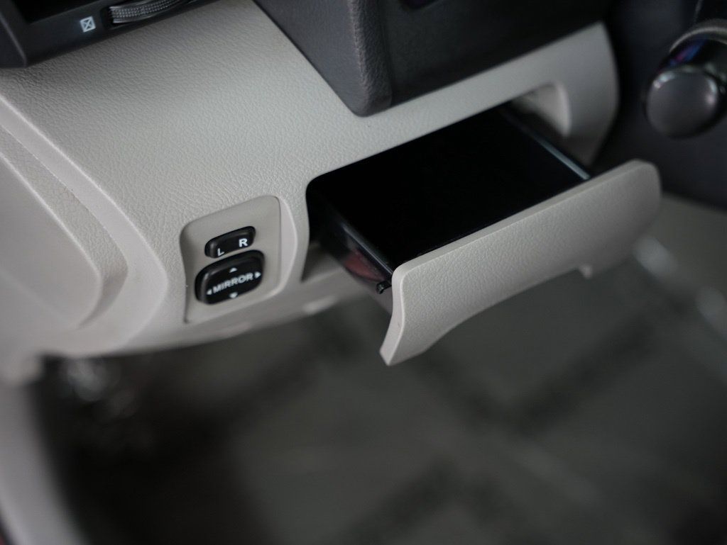 Used 2011 Toyota Camry SE w/ SE Extra-Value Pkg #1 FWD image 45