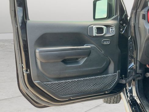 Used 2021 Jeep Wrangler Unlimited Rubicon AWD/4WD image 18