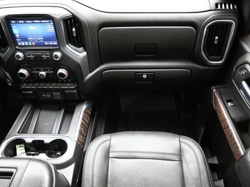 Used 2022 GMC Sierra 2500 Denali w/ Denali Ultimate Package AWD/4WD image 40