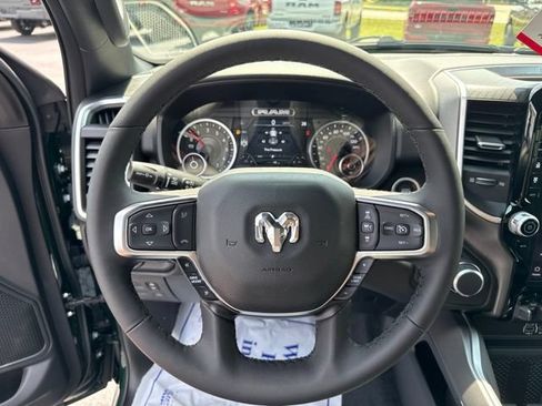 New 2026 RAM 1500 Big Horn AWD/4WD image 17