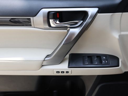 Used 2023 Lexus GX 460 Premium AWD/4WD image 12