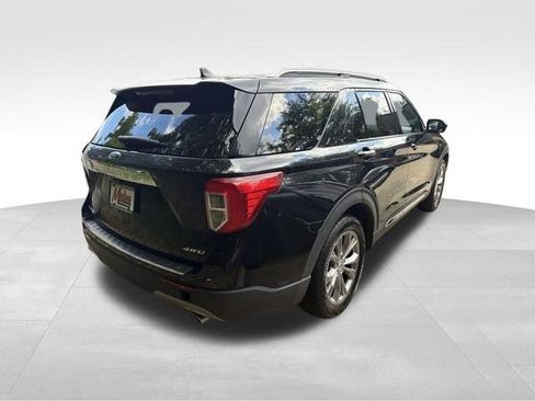 Used 2021 Ford Explorer Limited w/ Equipment Group 301A AWD/4WD image 4