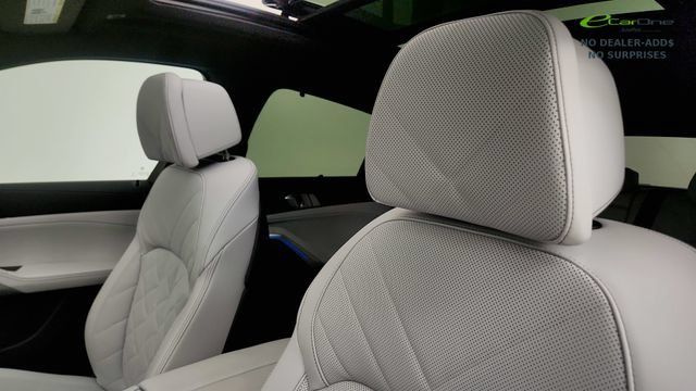 Used 2026 BMW X6 M60i AWD/4WD image 48