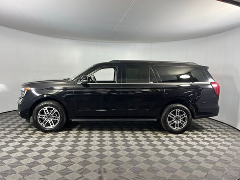 Used 2025 Ford Expedition Max Active image 11